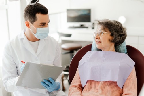 dentist-doctor-talking-to-patient.jpg